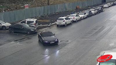  ببینید | نتیجه فاجعه‌بار حرکات نمایشی راننده BMW وسط جاده؛ خودرو مقابل چشم مردم چپ کرد! - کلبه سرگرمی