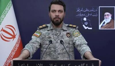  حمله آمریکا به جزیره ابوموسی / مقام نظامی ایران: شهرهای امارات، مبداء حملات آمریکا هستند؛ مردم امارات بنادر ، اسکله‌ها و مخفیگاه آمریکایی‌ها را تخلیه کنند