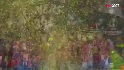  جشن قهرمانی تیم کریستال پالاس(ویدیو)