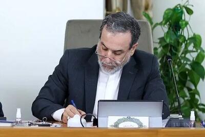  گفت‌وگوی تلفنی عراقچی و همتای عمانی‌اش