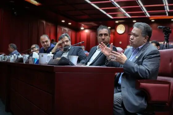 تصاویر / نشست پزشکیان با اعضای اتاق بازرگانی تهران