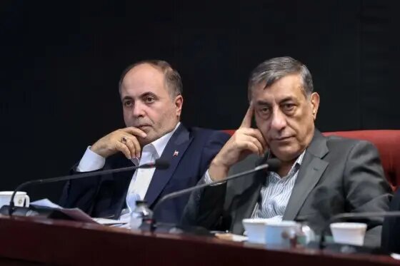 تصاویر / نشست پزشکیان با اعضای اتاق بازرگانی تهران