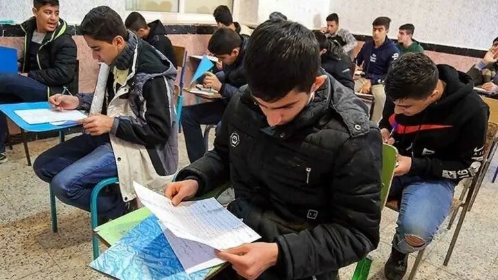 کاظمی: در صورت عادی شدن شرایط آزمون‌های نهایی از ۲۱ تیر آغاز می شود
